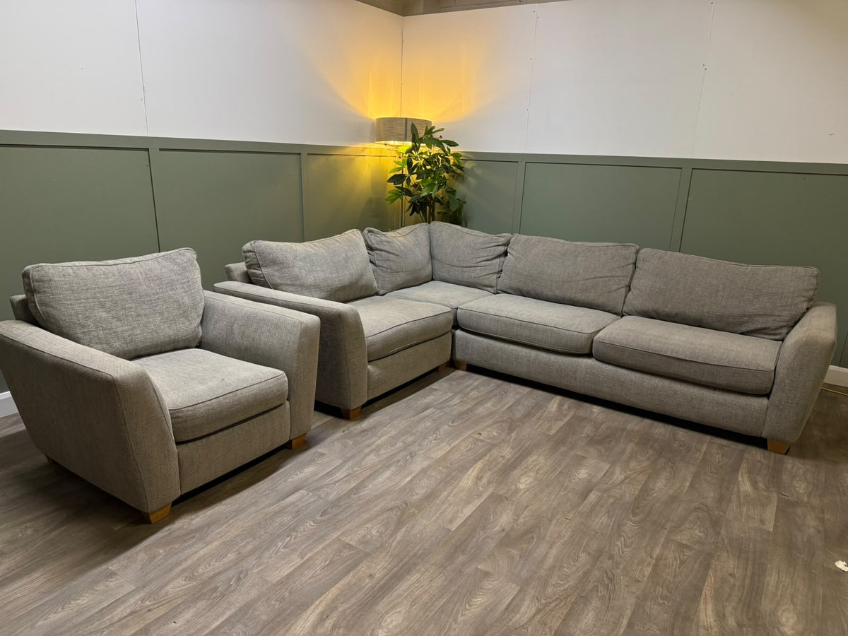 DFS Sophia light grey corner sofa and matching armchair RS-003 – photo 5